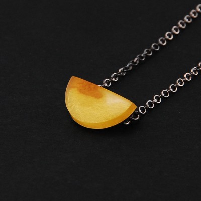 semicircle amber necklace