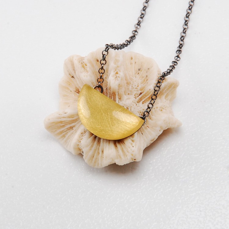 naszyjnik półokrąg bursztynowy 6.jpg