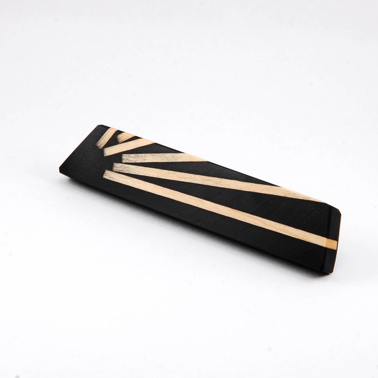 broszka paski drewna lipowego 1.jpg