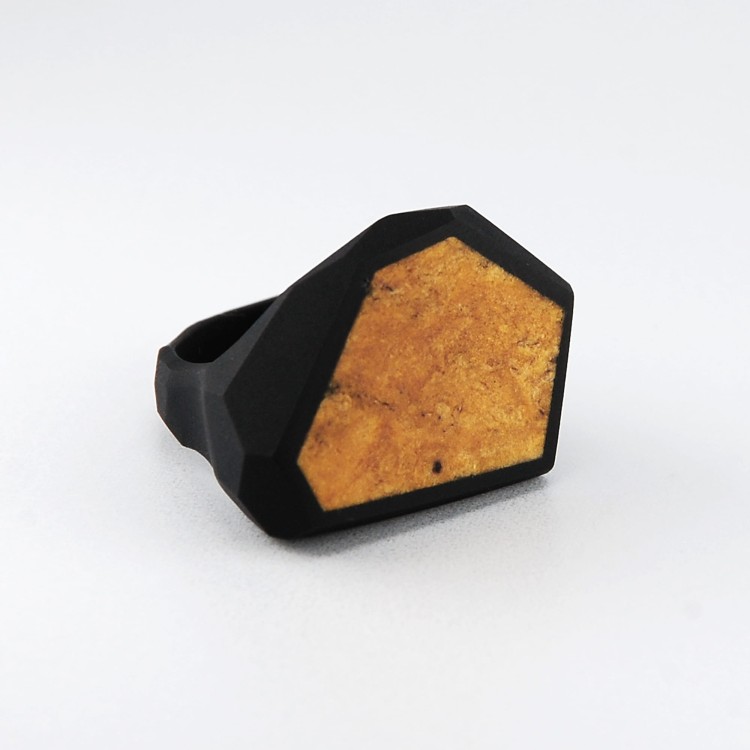 Frame ring with orange Baltic amber framed in matte black resin. ring size 17, Monopolka