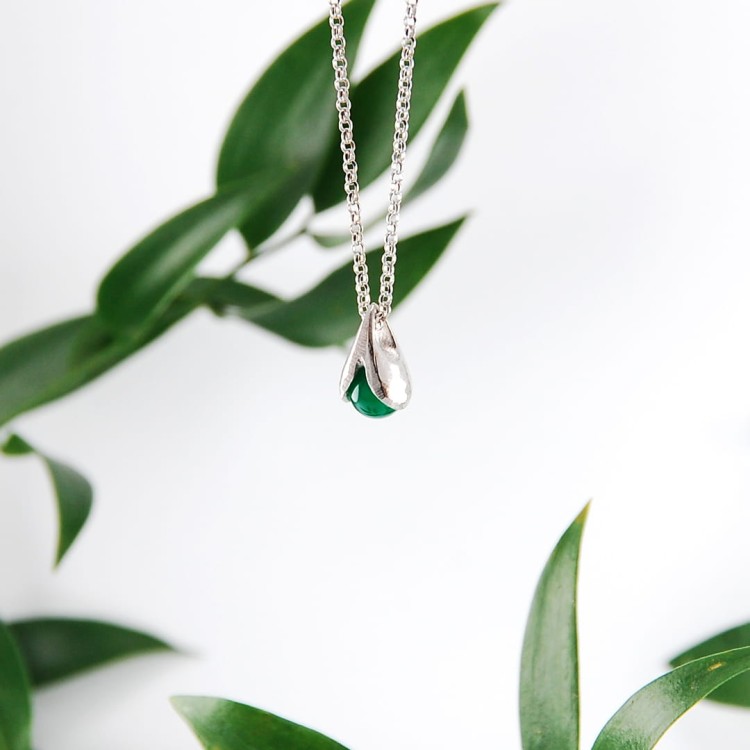 ID 330 naszyjnik konwalia z zielonym onyksem 3 kwadrat.jpg