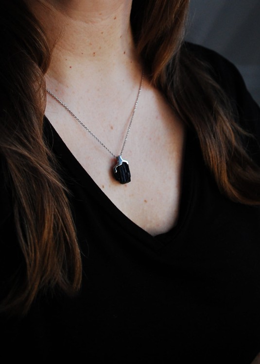 naszyjnik czarny turmalin.jpg