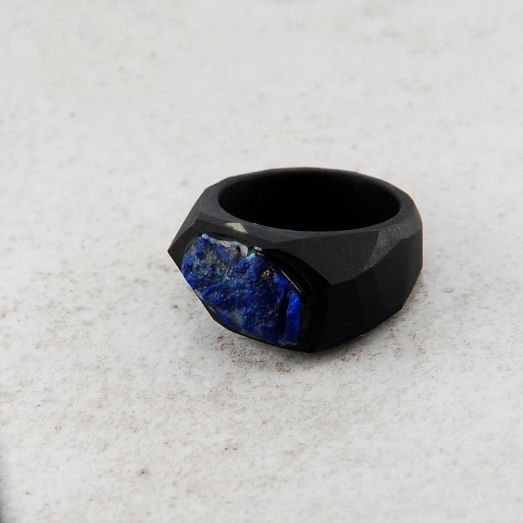 pierścionek z lapis lazuli 13,5 rozm 3.jpg