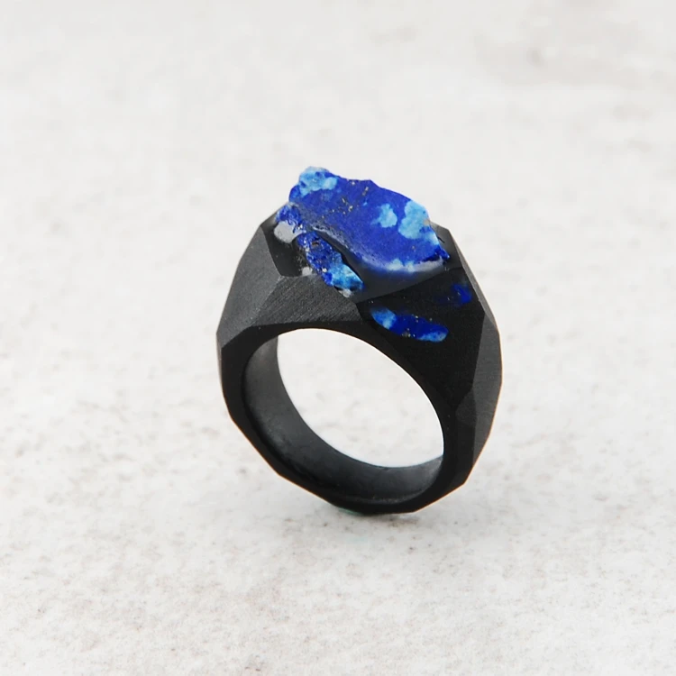 pierścionek z lapis lazuli 7,5 rozm 2.jpg