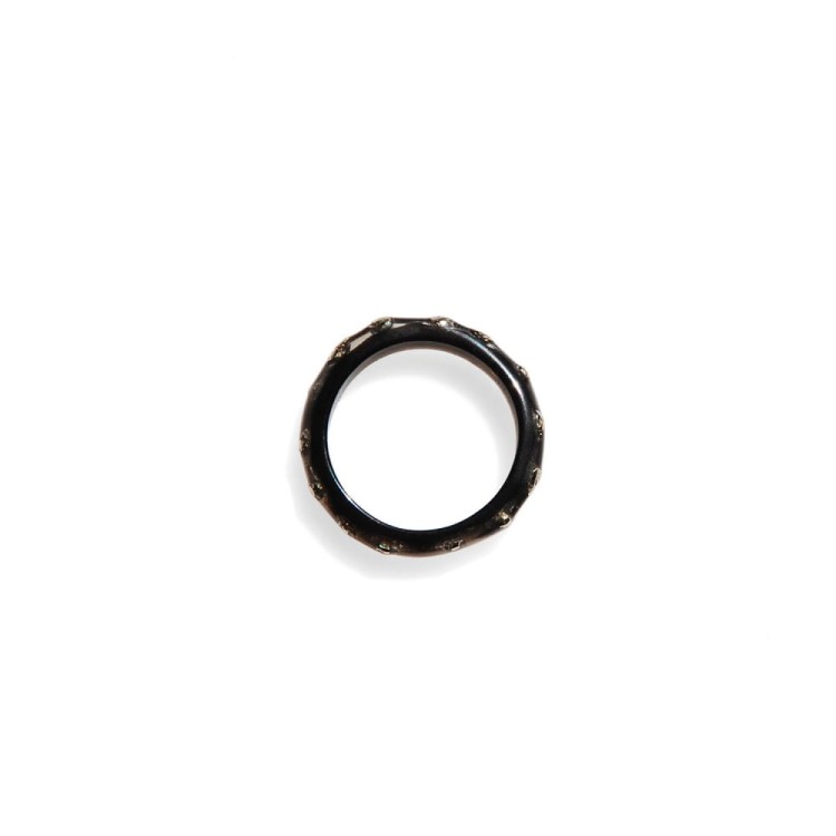 Obrączka z pirytami